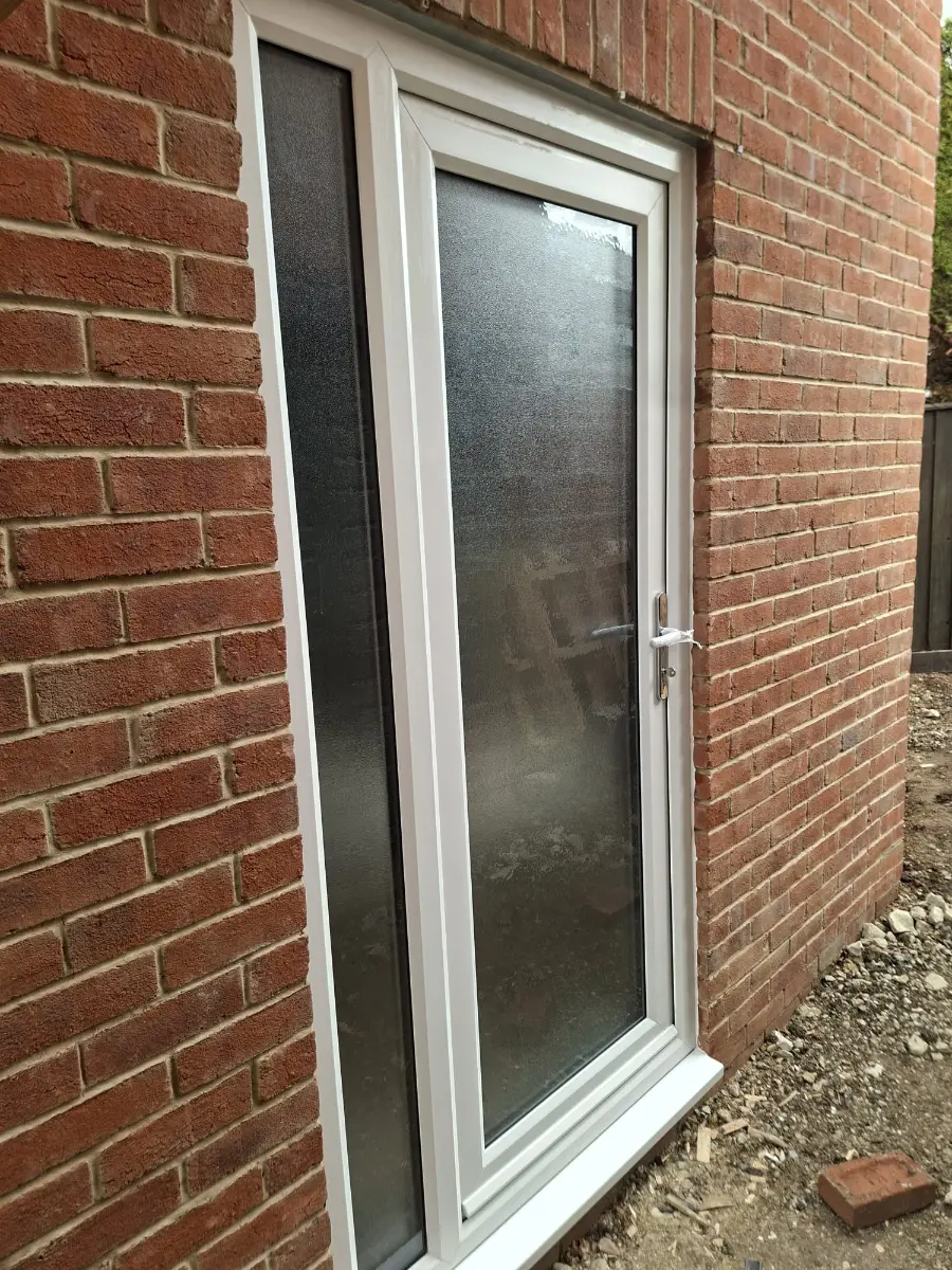 New door and side panel fitted in the Chiseldon garden building