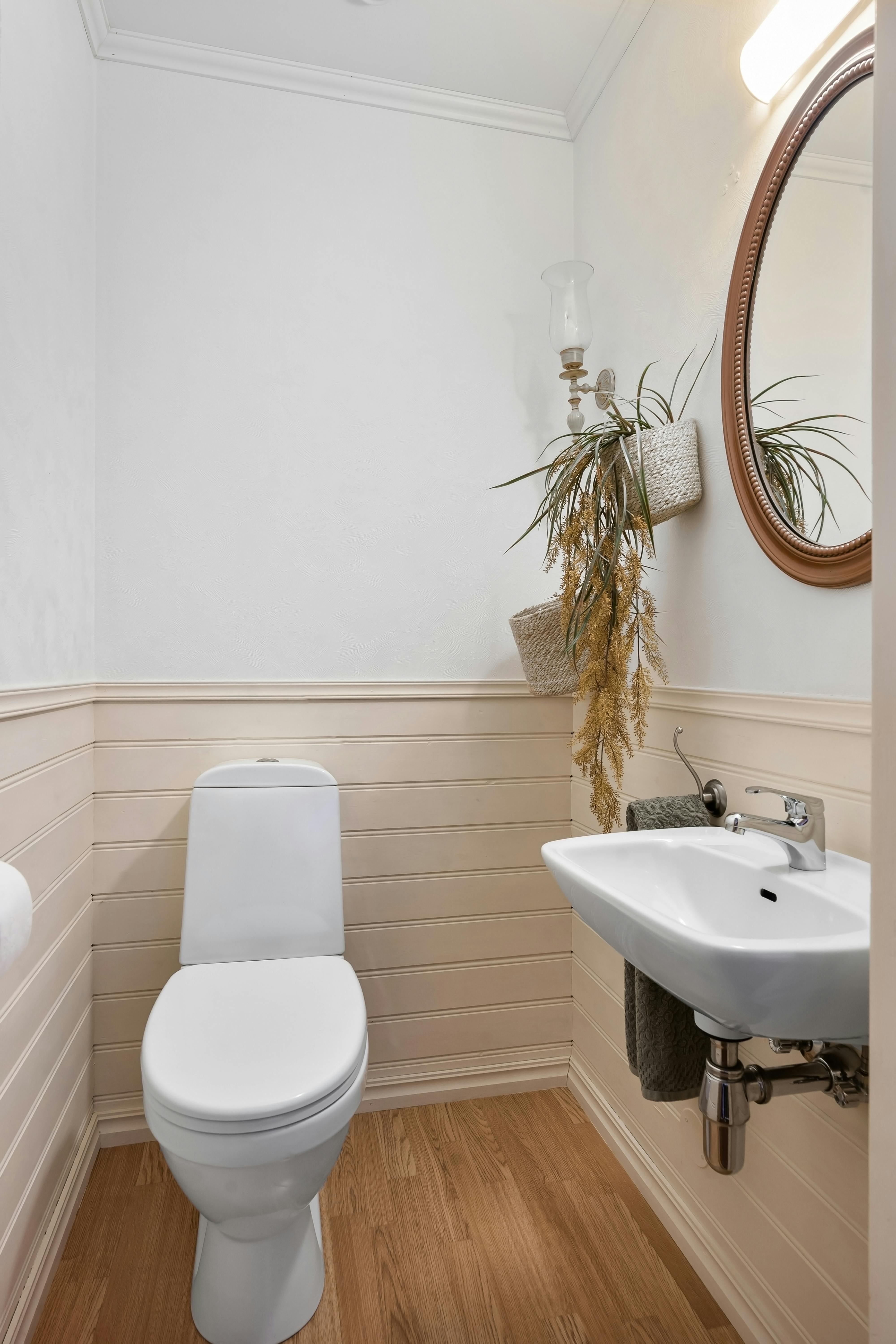 toilet room Swindon